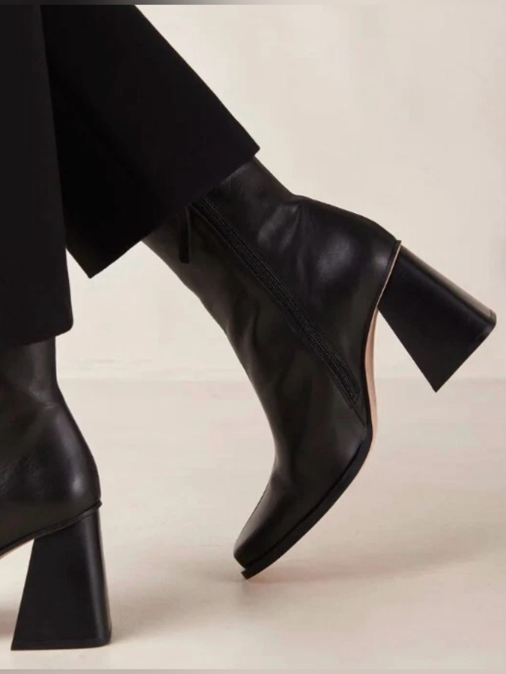 ALOHAS South Black Leather Ankle Boots Square Toe Flared Block Heel Side Zip